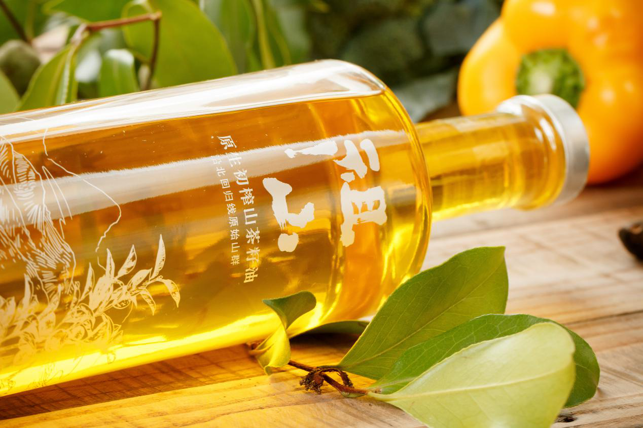 18年专注油脂研发生产，金茶王给您提供更健康的高端食用油