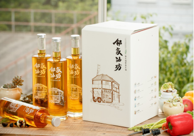 18年专注油脂研发生产，金茶王给您提供更健康的高端食用油