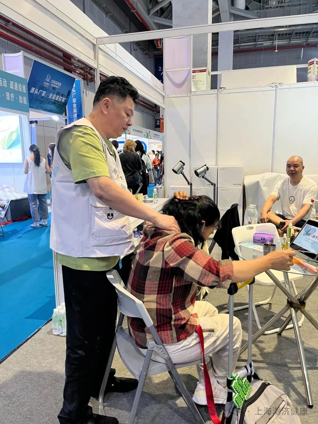 体验完就想学:潮济在展会上火的是产品,还是手法? 体验完就想学:潮济在展会上火的是产品,还是手法?