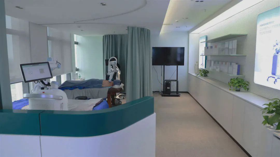 AI智能理疗机器人重磅来袭!小理家引领智能康养5.0时代! AI智能理疗机器人重磅来袭!小理家引领智能康养5.0时代!